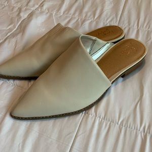 Crown Vintage Off White Mules